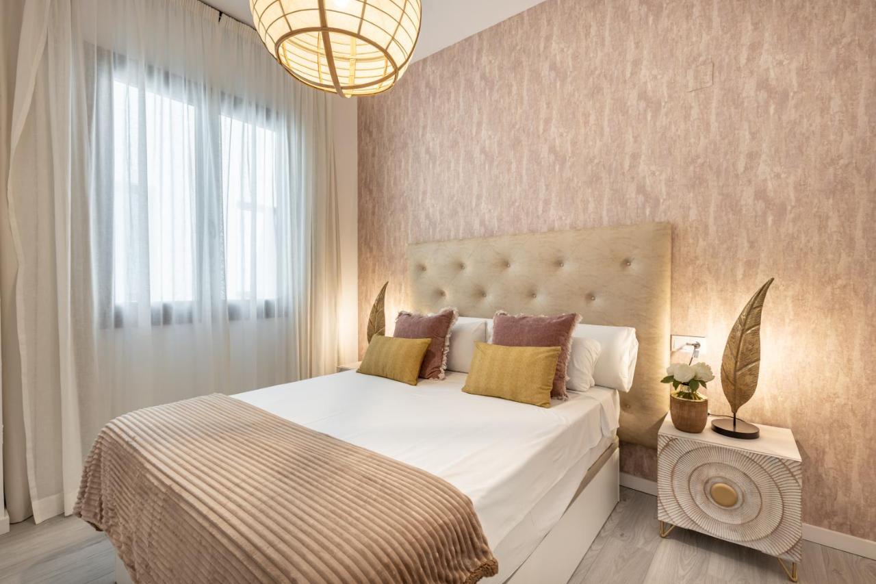 Apartamentos Albaicin Centro Suites 3000 Гранада Экстерьер фото